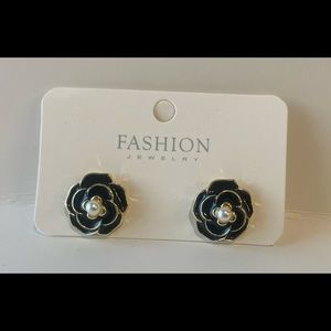 New sterling silver earrings with gold overlay